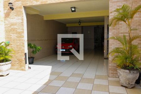 Casa à venda com 250m², 3 quartos e 6 vagasGaragem