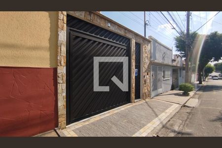 Casa à venda com 250m², 3 quartos e 6 vagasFachada da Casa