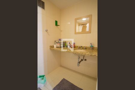 Banheiro da Suíte de apartamento à venda com 3 quartos, 100m² em Tijuca, Rio de Janeiro