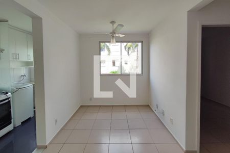 Sala de apartamento à venda com 2 quartos, 47m² em Jardim Nova Europa, Campinas