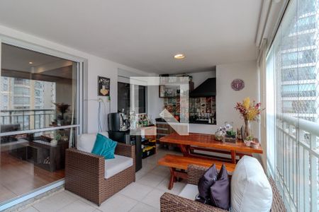 Apartamento para alugar com 96m², 3 quartos e 2 vagas Apartamento para alugar com 96m², 3 quartos e 2 vagasVaranda
