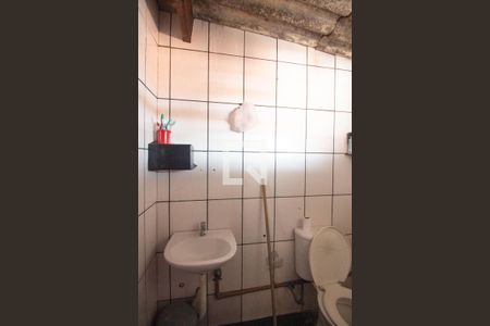 Casa à venda com 150m², 4 quartos e 1 vaga Casa à venda com 150m², 4 quartos e 1 vagaBanheiro 3