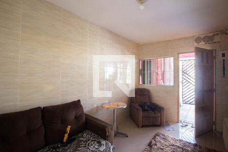 Sala de casa à venda com 4 quartos, 150m² em Parque Paineiras, São Paulo