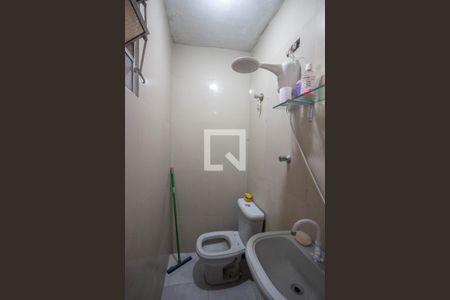 Casa à venda com 150m², 4 quartos e 1 vaga Casa à venda com 150m², 4 quartos e 1 vagaBanheiro 2