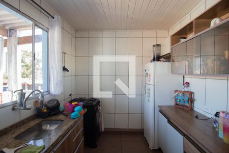 Casa à venda com 150m², 4 quartos e 1 vaga Casa à venda com 150m², 4 quartos e 1 vagaCozinha 3