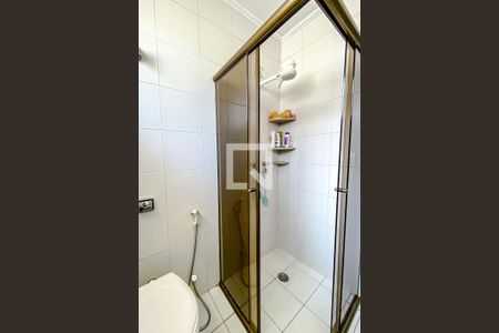 Casa à venda com 186m², 4 quartos e 2 vagasBanheiro da Suíte 2