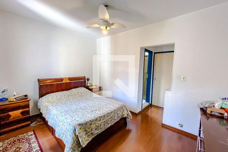 Casa à venda com 186m², 4 quartos e 2 vagasQuarto 2 - Suíte