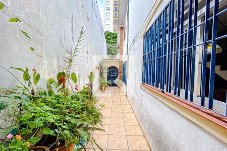 Casa à venda com 186m², 4 quartos e 2 vagasÁrea externa