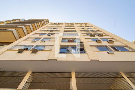 Apartamento para alugar com 98m², 2 quartos e 1 vaga Apartamento para alugar com 98m², 2 quartos e 1 vagaFachada