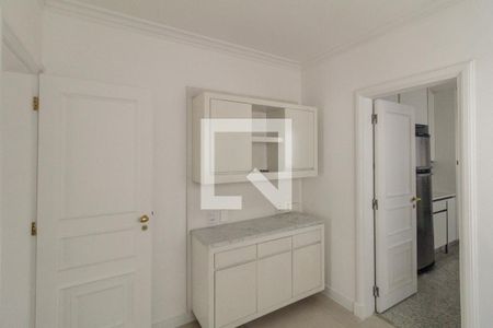Apartamento à venda com 241m², 3 quartos e 3 vagasCopa