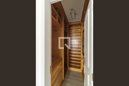 Apartamento à venda com 241m², 3 quartos e 3 vagasCloset do Quarto 1 - Suíte