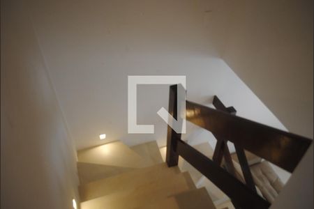 Escada de apartamento para alugar com 3 quartos, 105m² em Stella Maris, Salvador