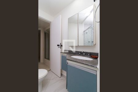 Apartamento para alugar com 100m², 3 quartos e 2 vagasSuíte - Banheiro