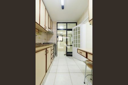 Apartamento para alugar com 100m², 3 quartos e 2 vagasCozinha