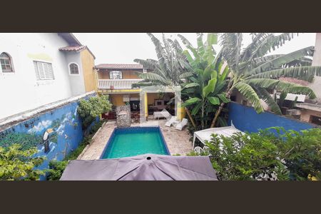 Casa à venda com 300m², 3 quartos e 4 vagas Casa à venda com 300m², 3 quartos e 4 vagasVista da Sacada