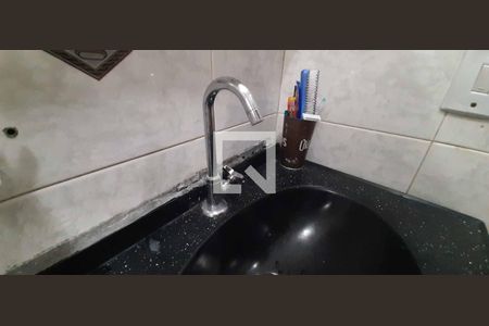 Casa à venda com 300m², 3 quartos e 4 vagas Casa à venda com 300m², 3 quartos e 4 vagasBanheiro Social