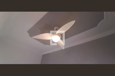 Casa à venda com 300m², 3 quartos e 4 vagas Casa à venda com 300m², 3 quartos e 4 vagasQuarto 1