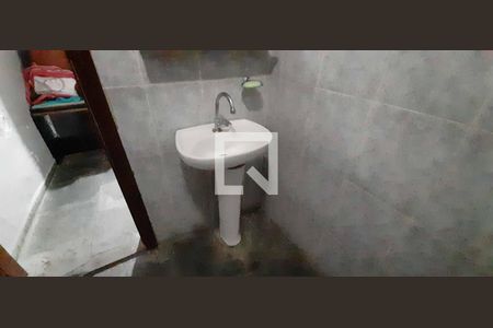 Casa à venda com 300m², 3 quartos e 4 vagas Casa à venda com 300m², 3 quartos e 4 vagasBanheiro