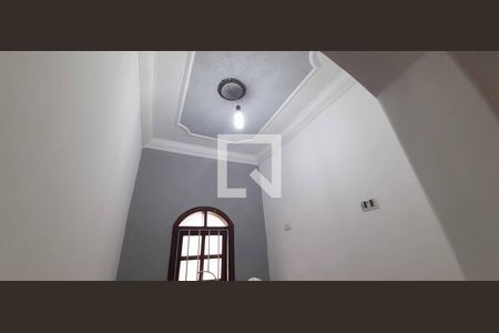 Casa à venda com 300m², 3 quartos e 4 vagas Casa à venda com 300m², 3 quartos e 4 vagasEscritório