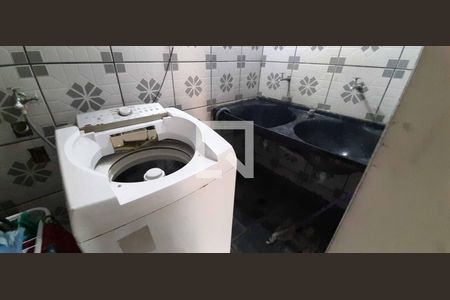 Casa à venda com 300m², 3 quartos e 4 vagas Casa à venda com 300m², 3 quartos e 4 vagasLavanderia