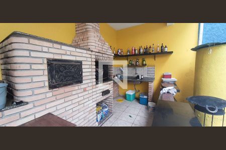 Casa à venda com 300m², 3 quartos e 4 vagas Casa à venda com 300m², 3 quartos e 4 vagasChurrasqueira