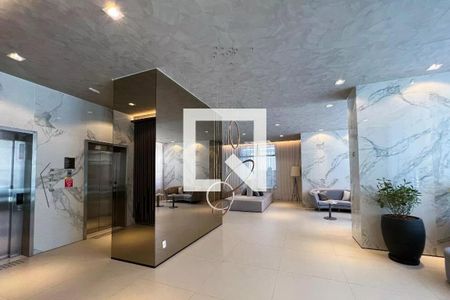 Studio à venda com 57m², 1 quarto e 1 vaga Studio à venda com 57m², 1 quarto e 1 vagaHall social
