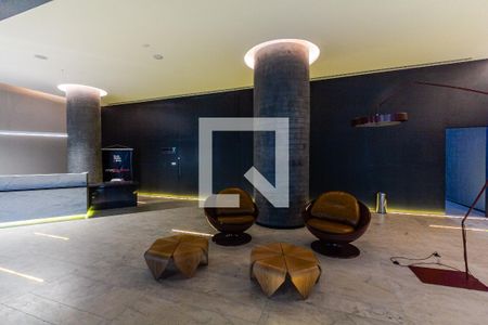 Studio à venda com 57m², 1 quarto e 1 vaga Studio à venda com 57m², 1 quarto e 1 vagaHall social