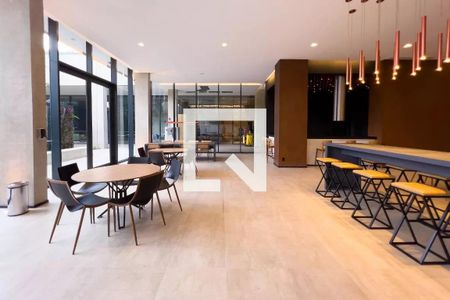 Studio à venda com 57m², 1 quarto e 1 vaga Studio à venda com 57m², 1 quarto e 1 vagaÁrea comum - Salão de festas