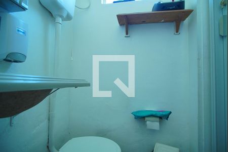 Banheiro Corredor de casa à venda com 4 quartos, 300m² em Costa E Silva, Porto Alegre