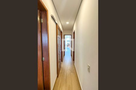 Apartamento à venda com 180m², 3 quartos e 1 vagaCorredor