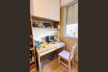 Apartamento à venda com 180m², 3 quartos e 1 vagaSuíte 02