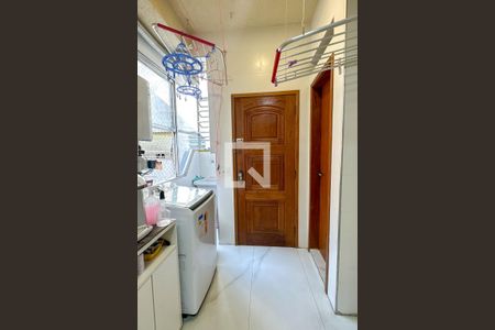 Apartamento à venda com 180m², 3 quartos e 1 vagaÁrea de Serviço