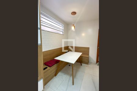 Apartamento à venda com 180m², 3 quartos e 1 vagaCozinha