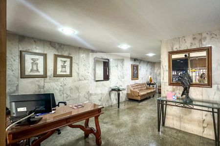 Apartamento à venda com 180m², 3 quartos e 1 vagaEntrada
