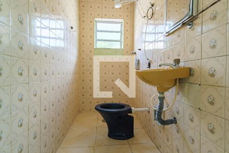 Banheiro de casa de condomínio para alugar com 1 quarto, 50m² em Vila Carrao, São Paulo