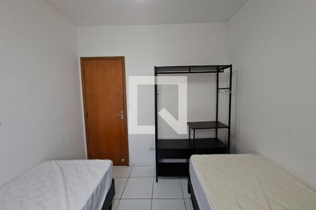 Quarto de apartamento para alugar com 2 quartos, 60m² em Nova Mirim, Praia Grande