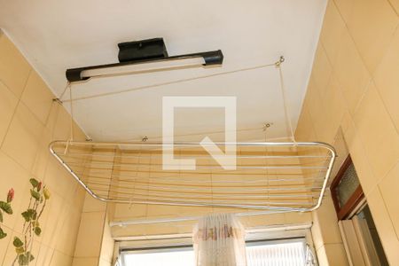 Apartamento à venda com 70m², 2 quartos e 1 vagaÁrea de Serviço