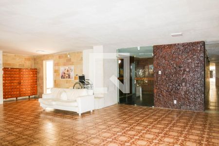 Apartamento à venda com 70m², 2 quartos e 1 vagaPortaria