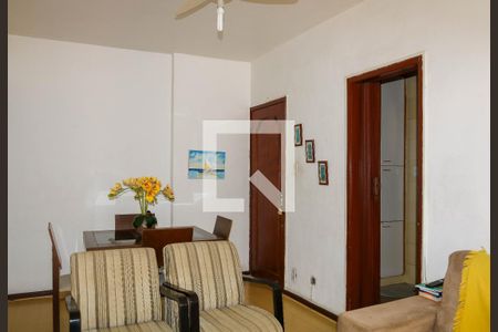 Apartamento à venda com 70m², 2 quartos e 1 vagaSala