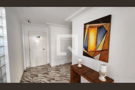 Apartamento para alugar com 230m², 5 quartos e 4 vagasHall social