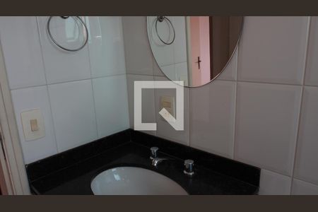 Apartamento para alugar com 230m², 5 quartos e 4 vagasBanheiro 1