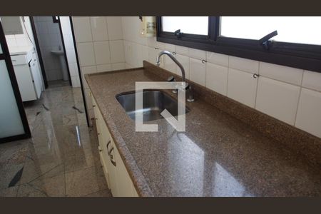 Apartamento para alugar com 230m², 5 quartos e 4 vagasCozinha