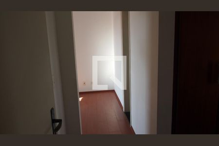 Apartamento para alugar com 230m², 5 quartos e 4 vagasCorredor