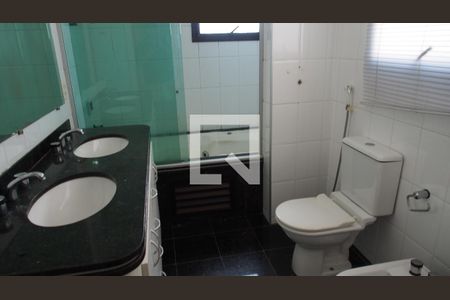 Apartamento para alugar com 230m², 5 quartos e 4 vagasBanheiro Suíte master