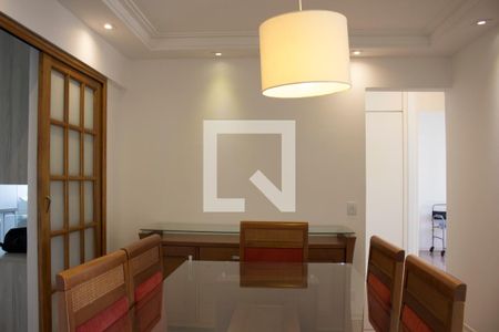 Sala de apartamento à venda com 3 quartos, 73m² em Jardim Londrina, São Paulo