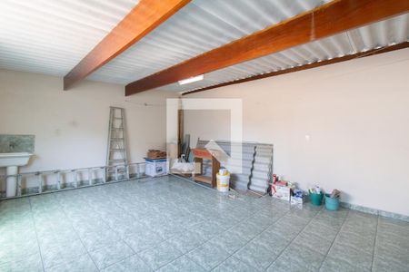 Casa à venda com 168m², 2 quartos e 1 vaga Casa à venda com 168m², 2 quartos e 1 vagaArea de Serviço