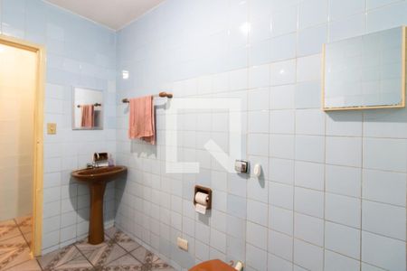 Casa à venda com 168m², 2 quartos e 1 vaga Casa à venda com 168m², 2 quartos e 1 vagaBanheiro