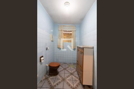 Casa à venda com 168m², 2 quartos e 1 vaga Casa à venda com 168m², 2 quartos e 1 vagaBanheiro