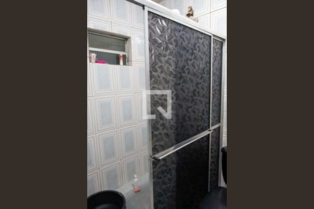 Casa à venda com 90m², 3 quartos e 2 vagasBanheiro