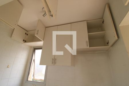 Apartamento à venda com 33m², 1 quarto e 1 vagaCozinha - Armários